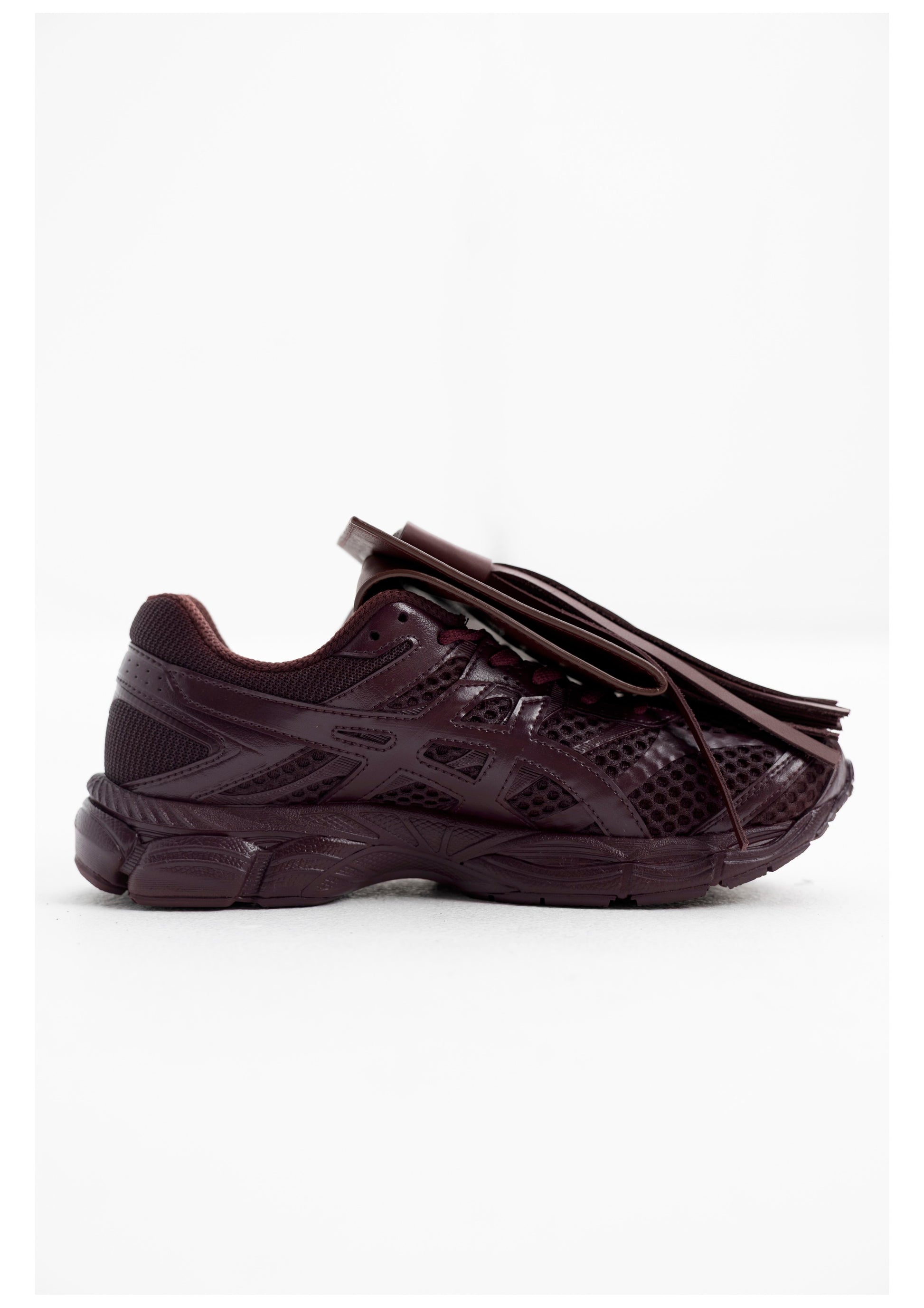 FIDAN NOVRUZOVA x ASICS GEL-CUMULUS™ 16 Dark Cherry